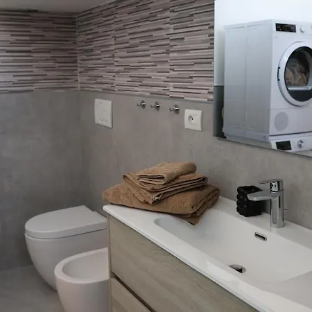 Gaia' S House Apartment *